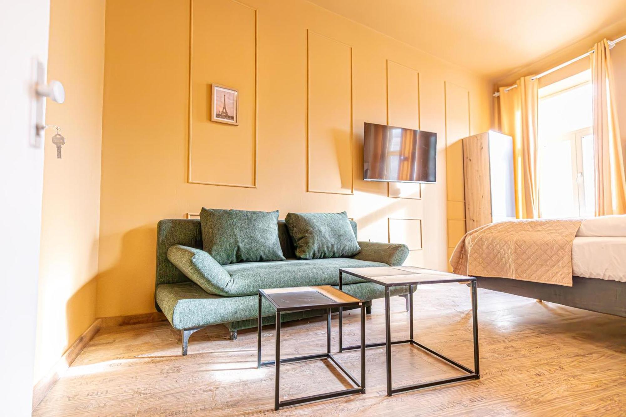 Apartment 4br For 9p, Centrally Located In Wien