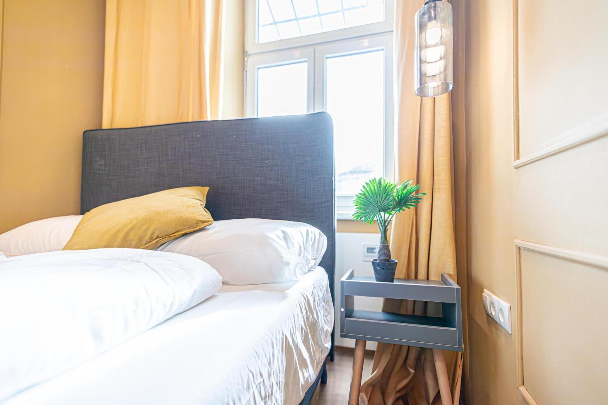 4br For 9p, Centrally Located In * Wien